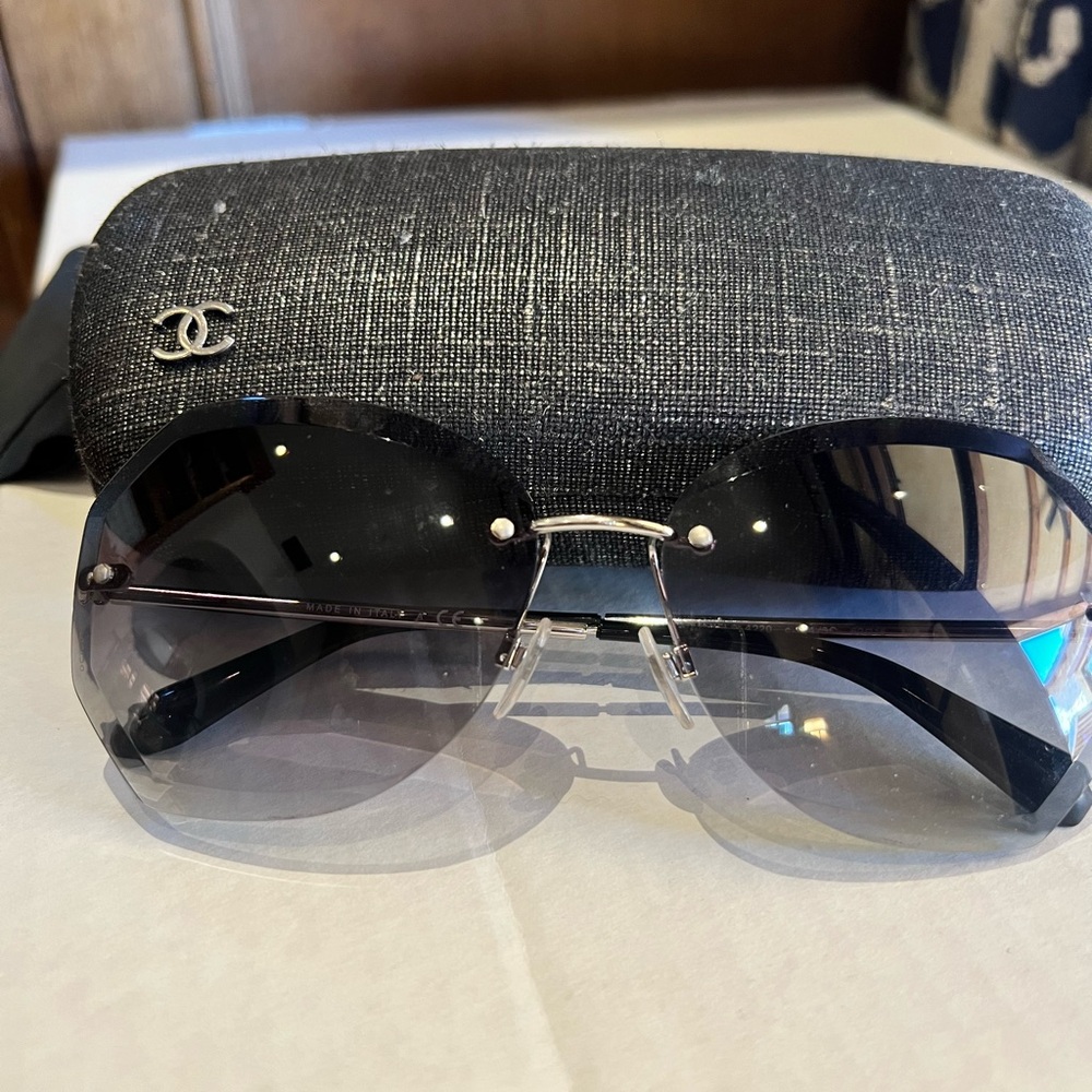 RareChanel ombre sunglasses . Beveled lens. Like new